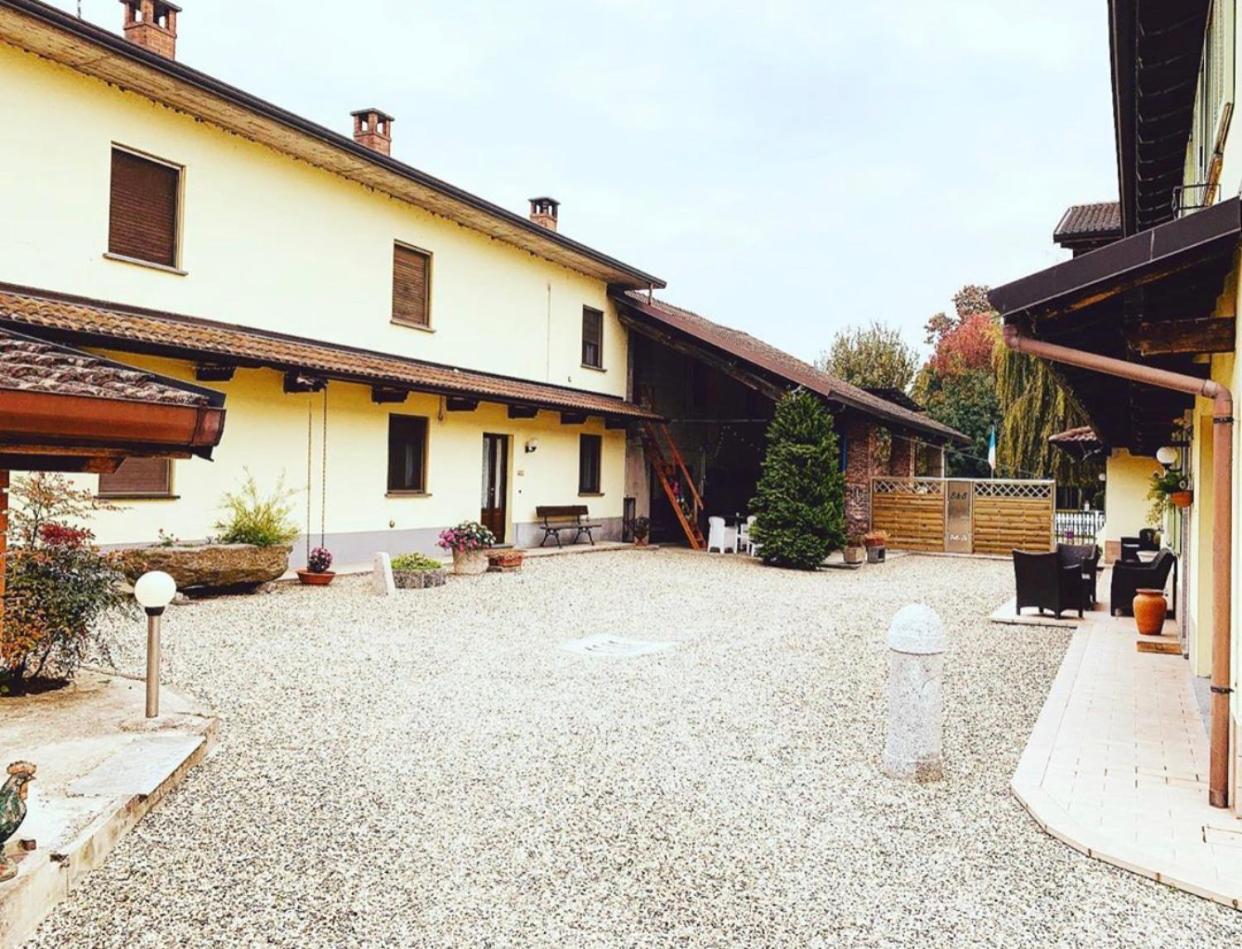 B&B Dallo Zio Отобиано Екстериор снимка